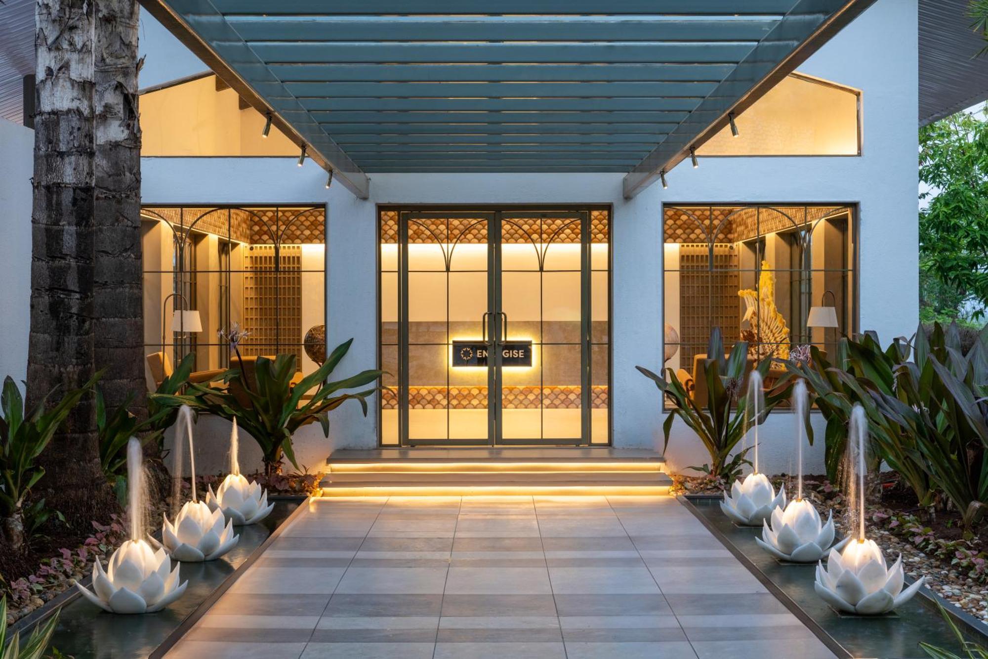 Hotel Energise Soul Retreat Trimbakeshwar Nashik Esterno foto